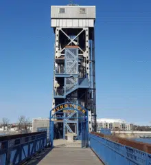 Junction-Bridge-in-Little-Rock